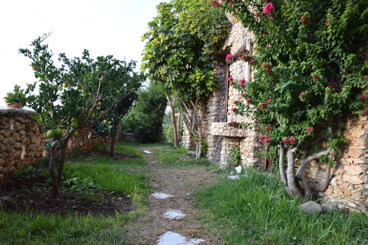 Hotel Leonor Beni Chiker Exterior foto