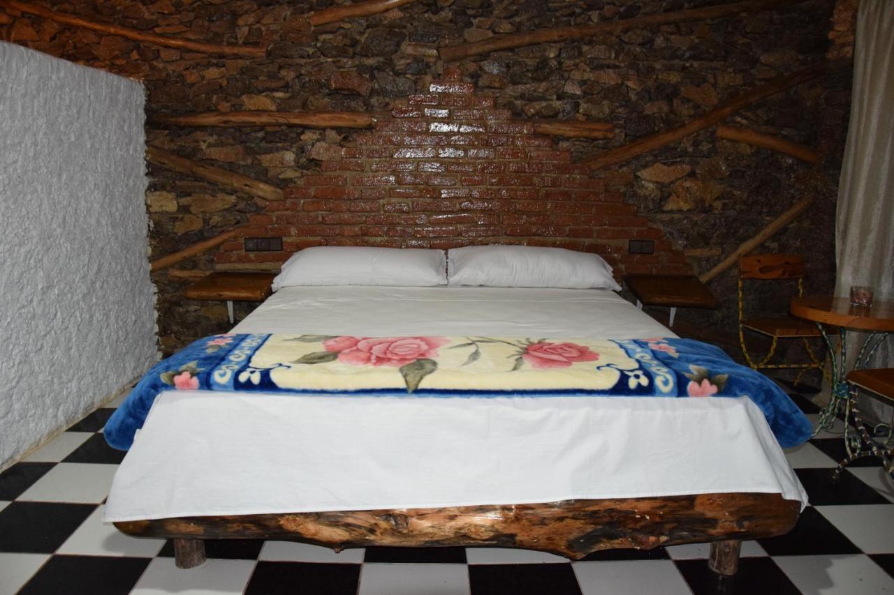 Hotel Leonor Beni Chiker Exterior foto